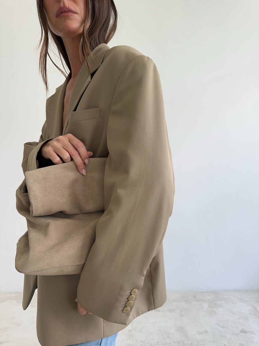 SUEDE CLUTCH in SAND - Image 3
